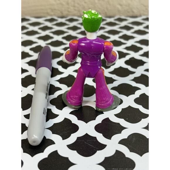 Imaginext Joker DC Comics 3" Action Figure - Picture 3 of 5